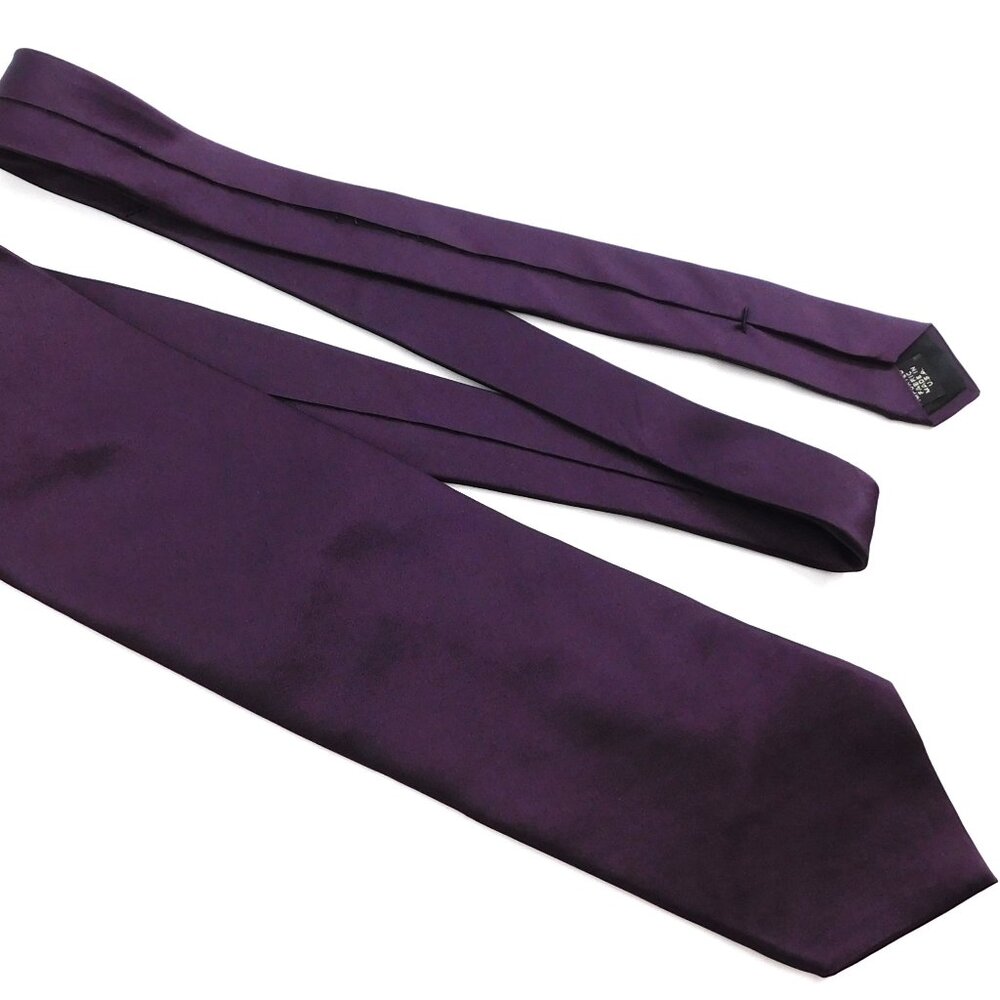 Vintage Mens Murano Solid Eggplant Purple 100% Silk Formal Tie Neckwear USA